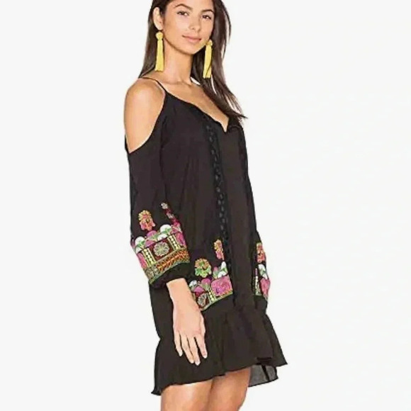 VAVA by Joy Han GABI Open/Cold Shoulder Dress Med with embroidered elephants - Picture 2 of 9